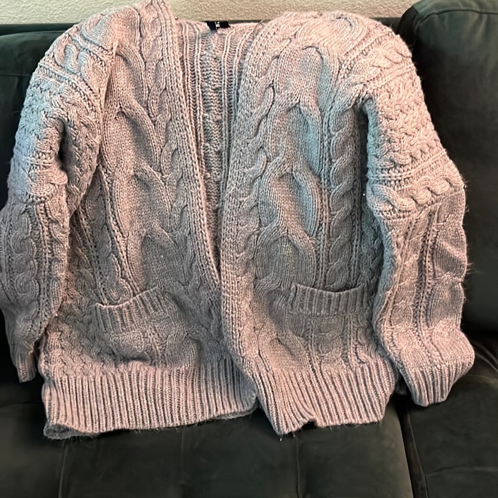 Grey knit sweater. Brand name Moon & Madison. Size medium.